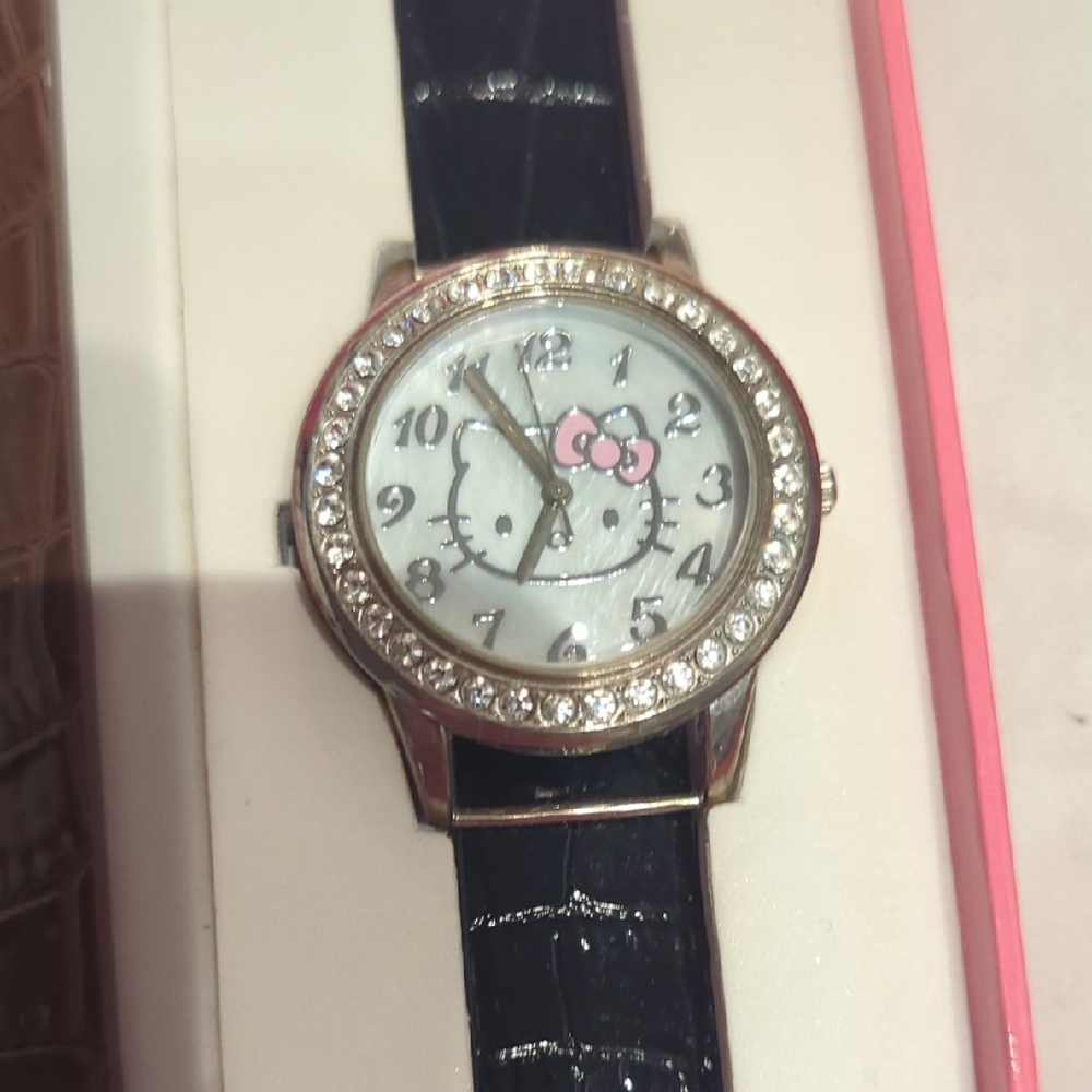 Hello Kitty Watch and Band Set - Picture 4 of 5